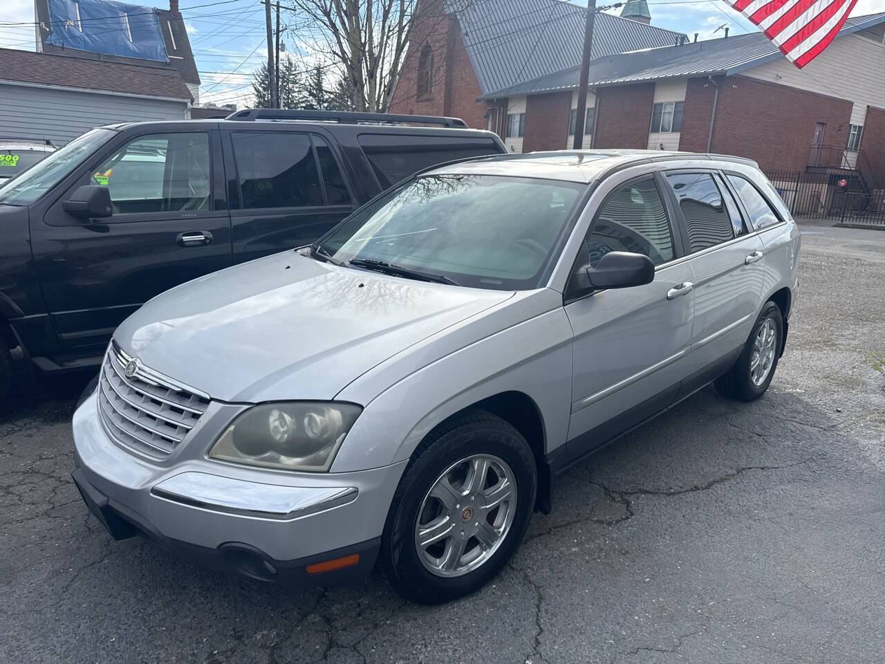Silver 2004 Chrysler Pacifica Base AWD 4dr Wagon 1
