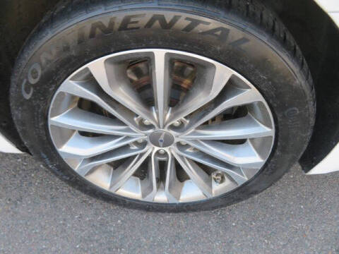 2015 Hyundai Genesis