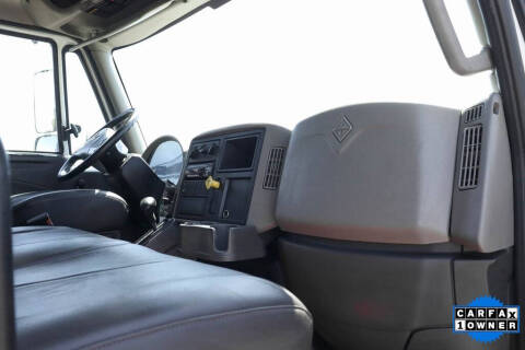 2018 International DuraStar 4300