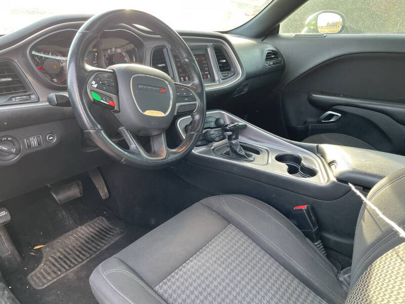 2019 Dodge Challenger SXT