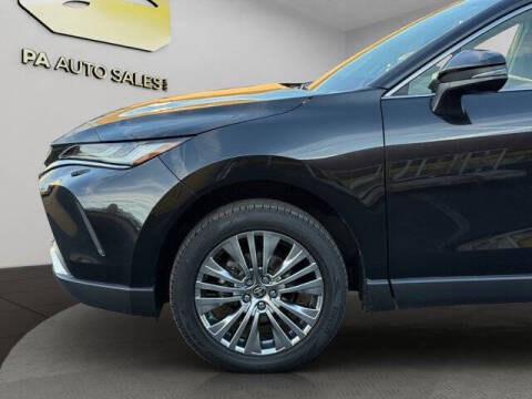 2022 Toyota Venza XLE