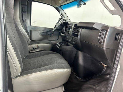 2019 Chevrolet Express 2500