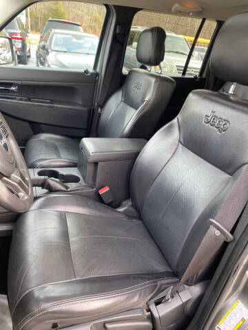 2012 Jeep Liberty Arctic