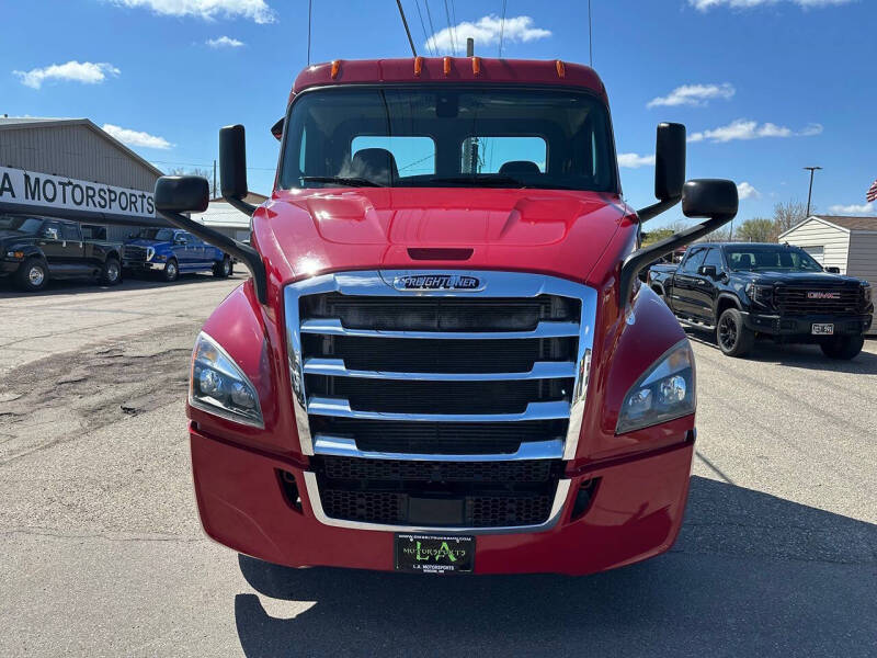 2019 Freightliner Cascadia