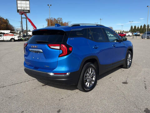 2024 GMC Terrain SLT