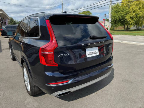 2019 Volvo XC90 T6 Inscription