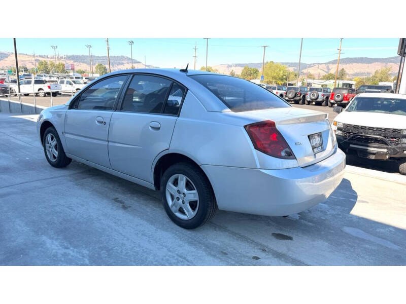 2007 Saturn Ion 2