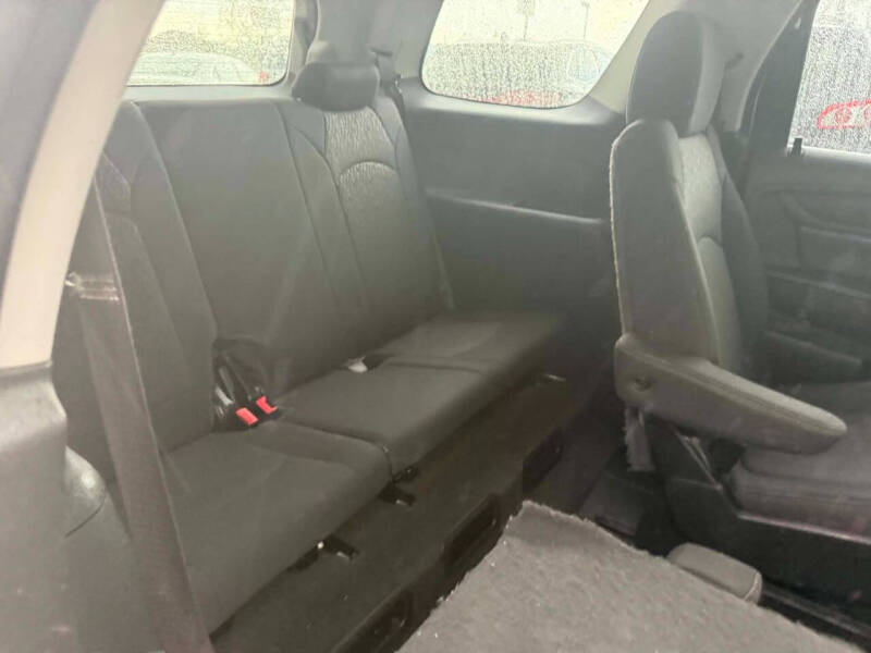 2014 GMC Acadia SLE-2
