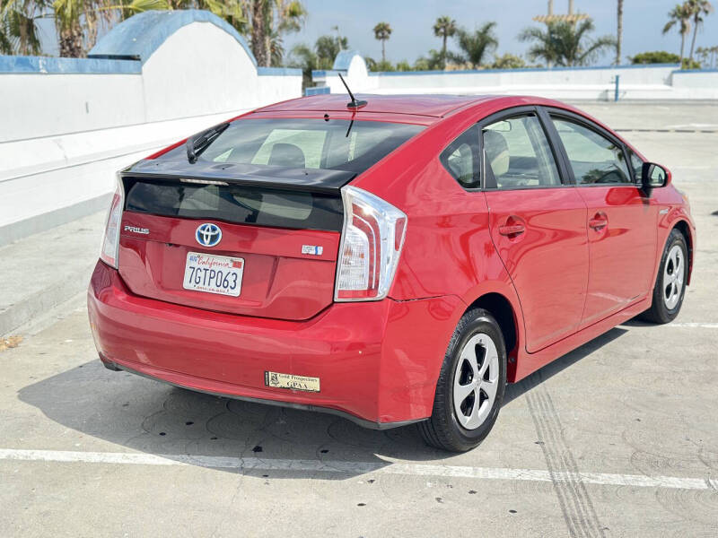 2014 Toyota Prius Three