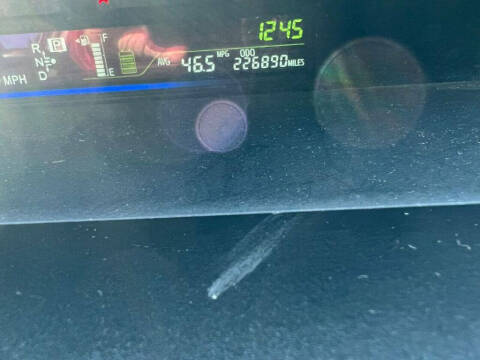 2013 Toyota Prius v Five