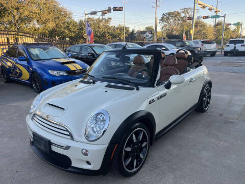 2007 MINI Cooper for sale at Auto Outlet Inc. in Houston TX