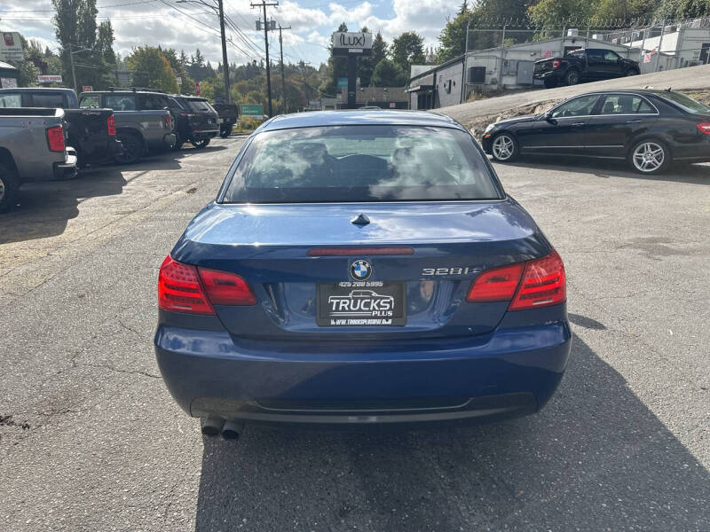 2011 BMW 3 Series 328i