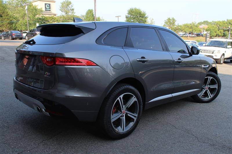 2018 Jaguar F-PACE S