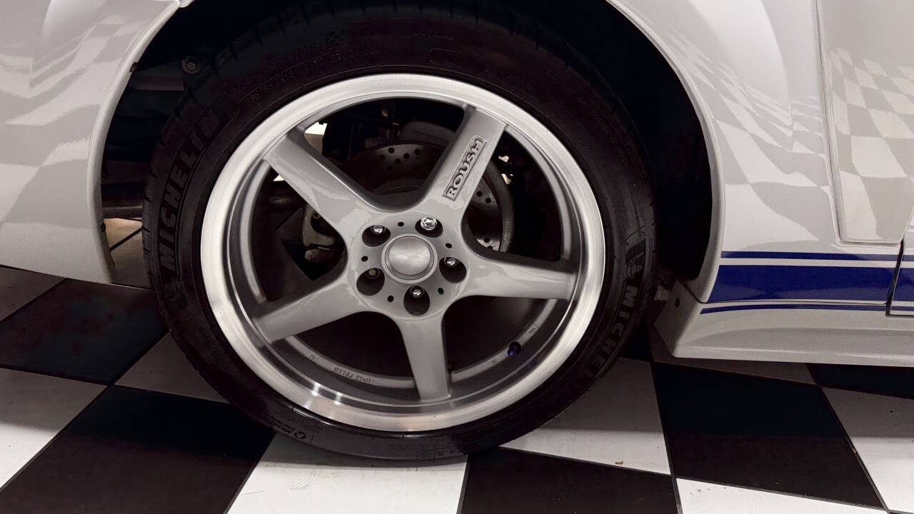 2003 Ford Mustang 33