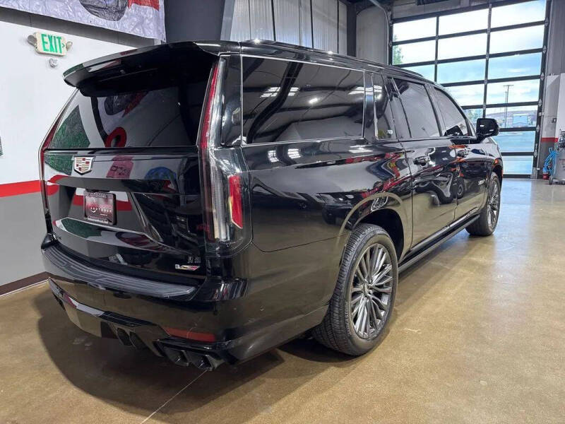 2023 Cadillac Escalade-V ESV