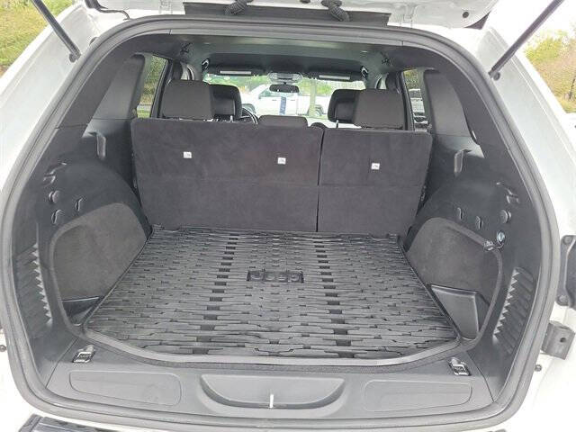 2021 Jeep Grand Cherokee Laredo E