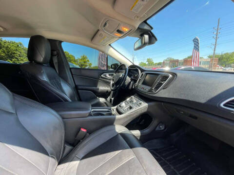 2015 Chrysler 200 C