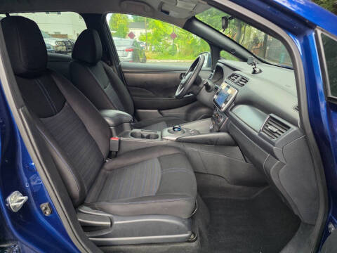 2023 Nissan LEAF S