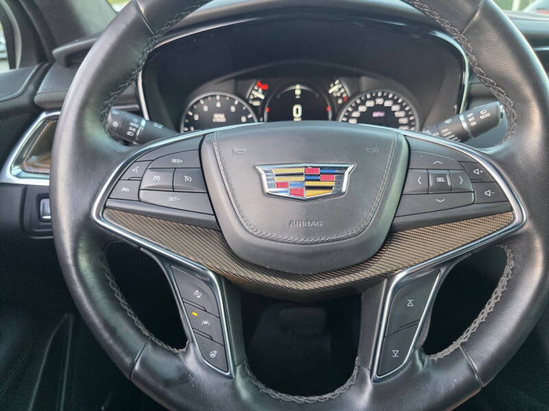 2019 Cadillac XT5 Platinum