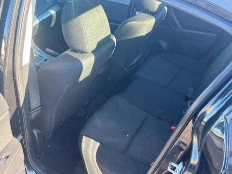 2013 Mazda MAZDA3 i SV