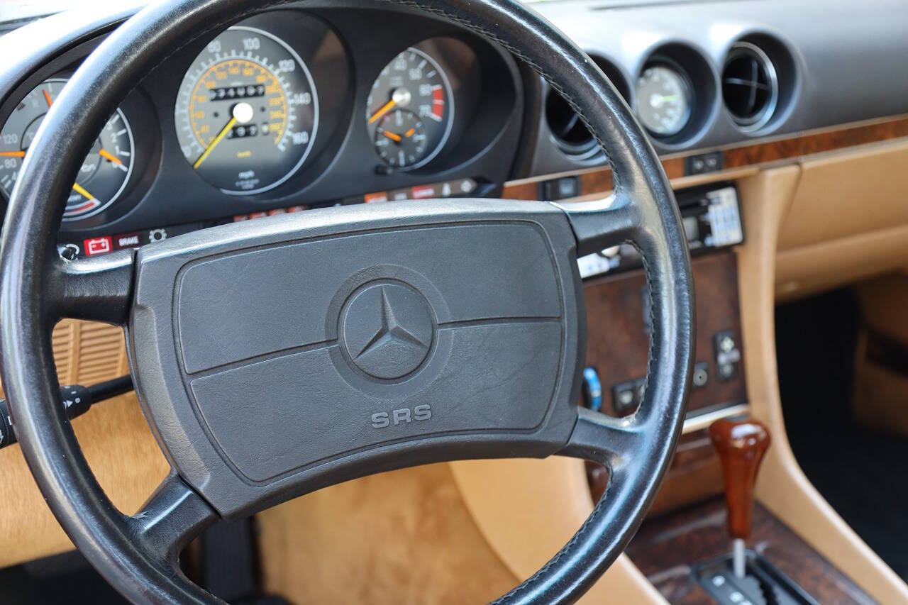 1987 Mercedes-Benz 560-Class for sale at DE AUTOS INC in San Juan Capistrano, CA