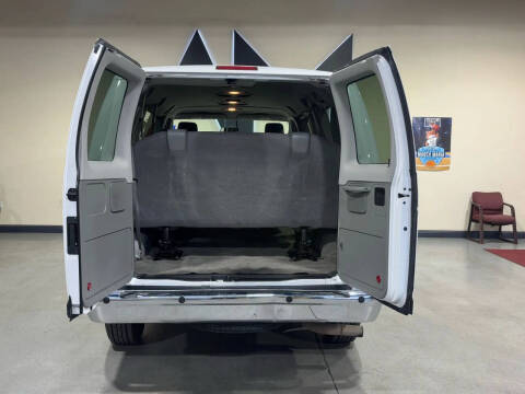 2014 Ford E-Series E-350 SD XLT
