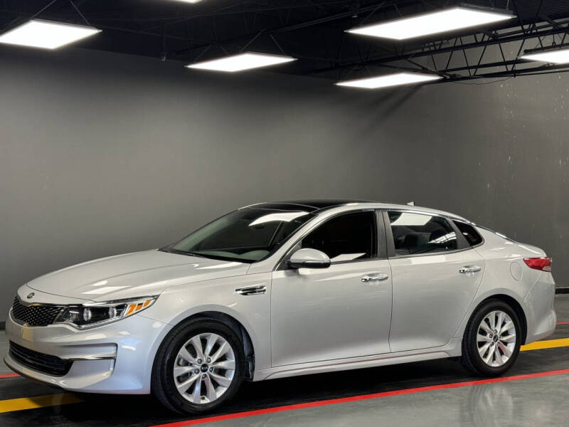 Kia Optima's photo