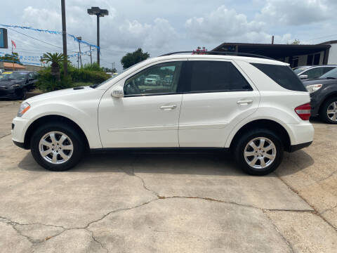 2007 Mercedes-Benz M-Class for sale at Bobby Lafleur Auto Sales in Lake Charles LA