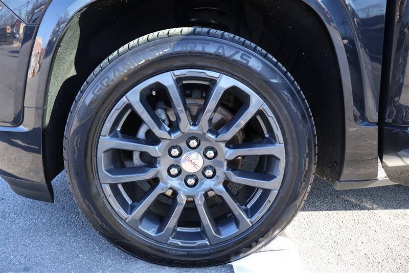 2020 GMC Acadia Denali