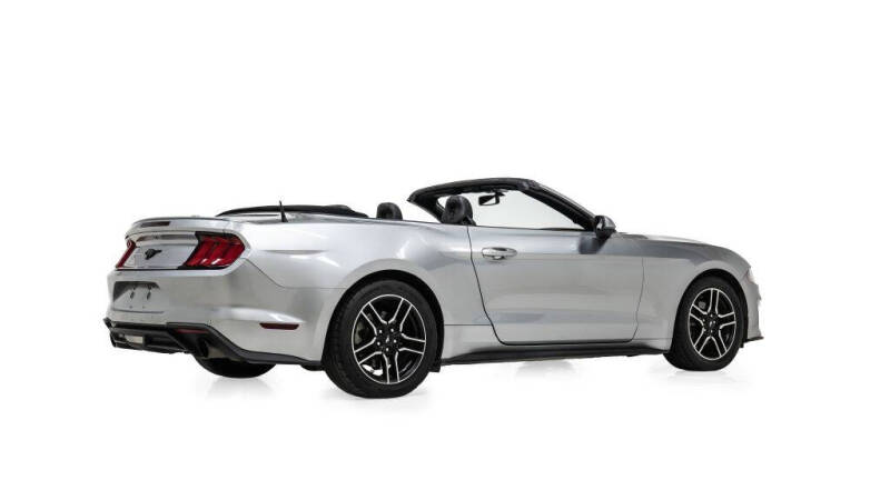 2020 Ford Mustang