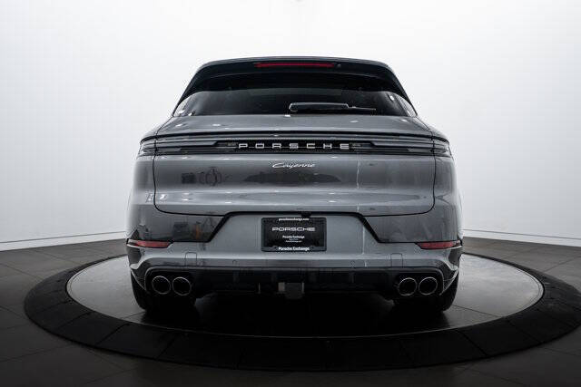 2026 Porsche Cayenne E-Hybrid