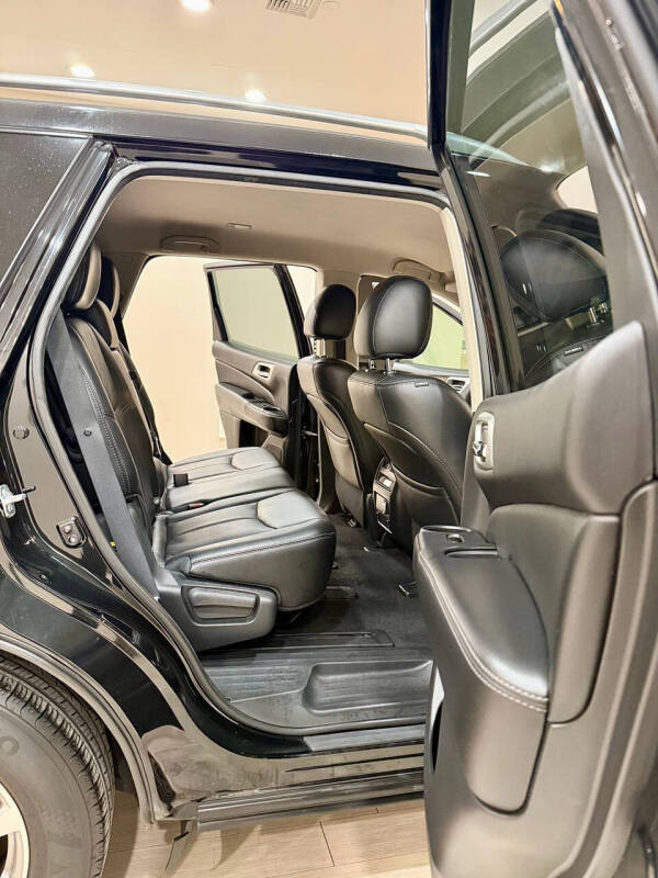 2015 Nissan Pathfinder SL