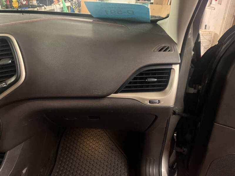 2017 Jeep Cherokee Trailhawk L Plus