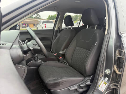 2024 Nissan Kicks S
