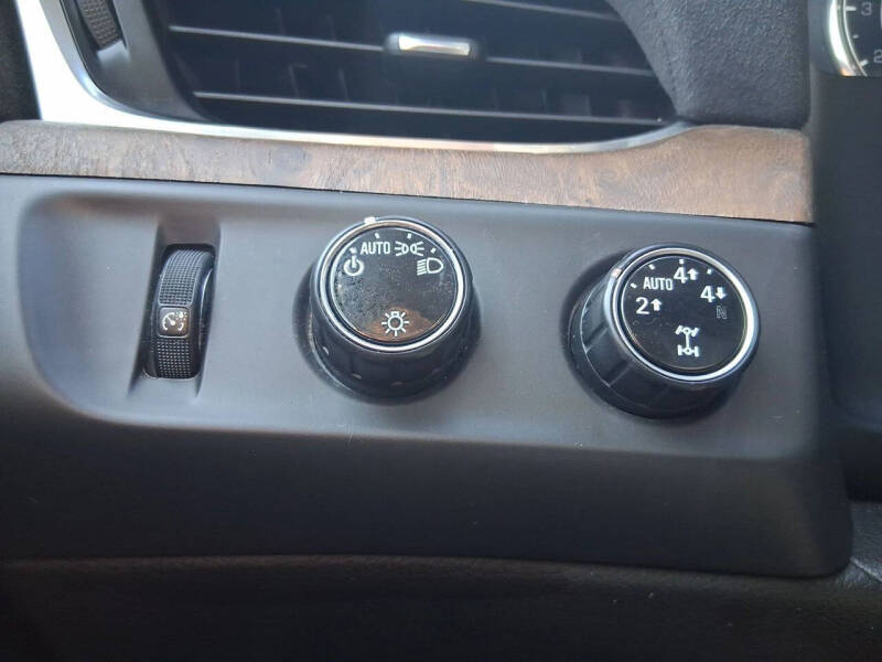 2016 Cadillac Escalade Luxury Collection