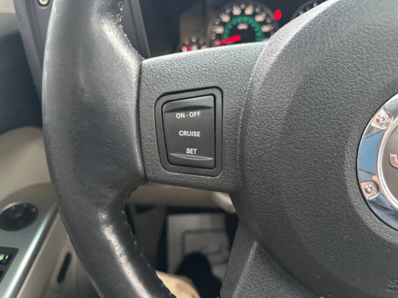 2006 Jeep Commander Limited