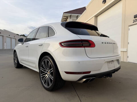 2016 Porsche Macan Turbo