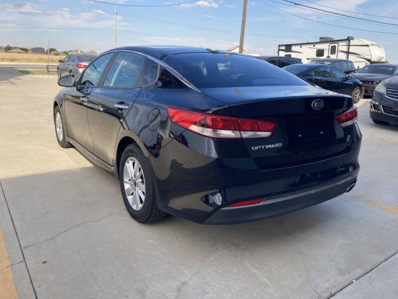 2017 Kia Optima LX