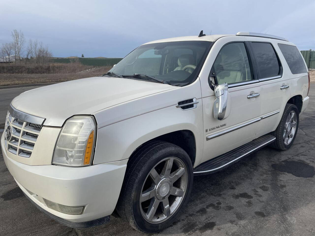 2007 Cadillac Escalade for sale at Twin Cities Auctions in Elk River, MN