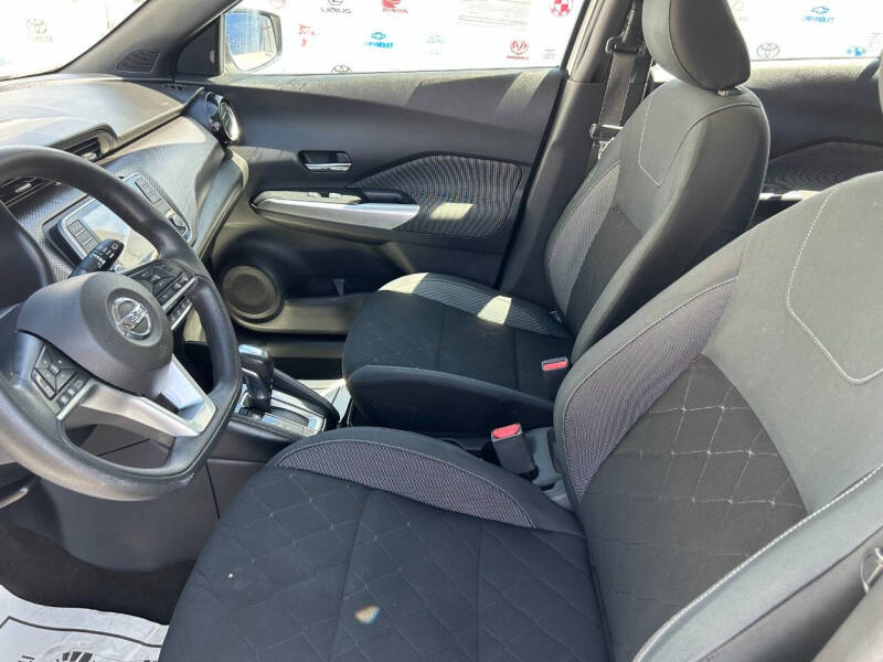 2020 Nissan Kicks SV