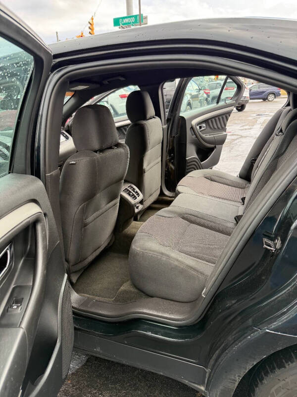 2014 Ford Taurus SEL