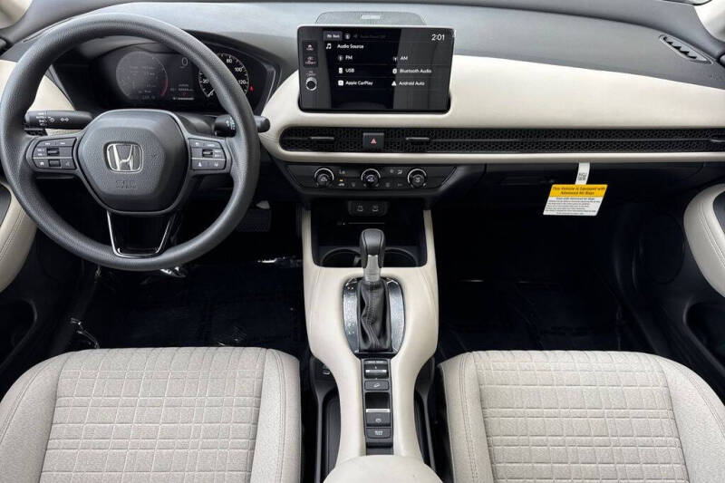 2026 Honda HR-V LX
