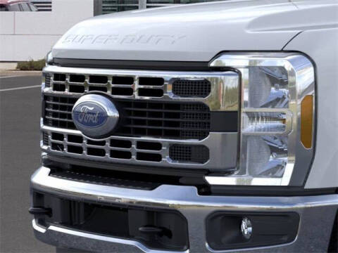 2025 Ford F-350 Super Duty XLT
