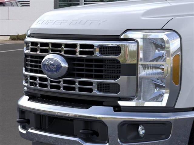 2025 Ford F-350 Super Duty XLT