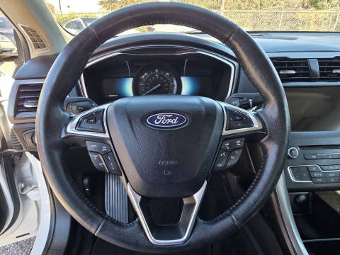 2018 Ford Fusion Hybrid SE