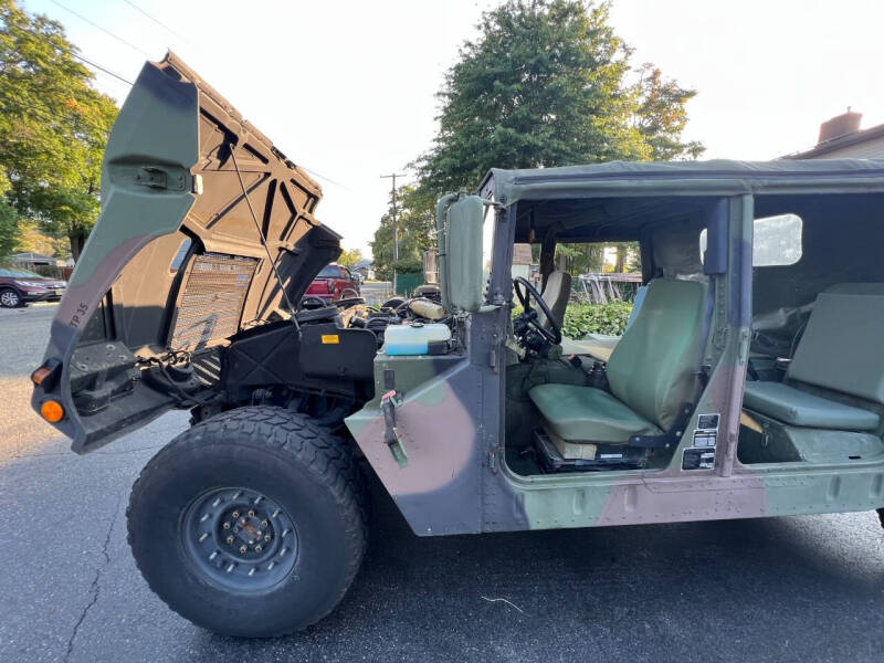 1988 AM General M1097R1 HMMWV