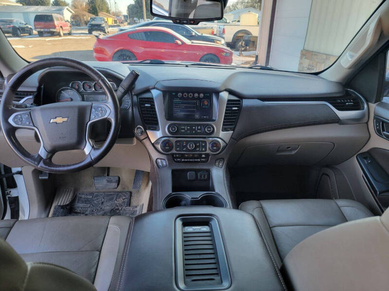 2016 Chevrolet Suburban LT