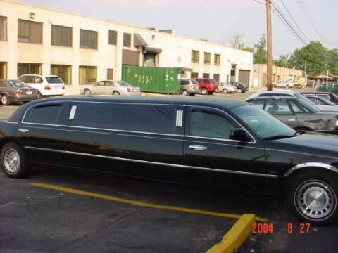 2003 Lincoln Town Car for sale at Black Tie Classics in Stratford NJ