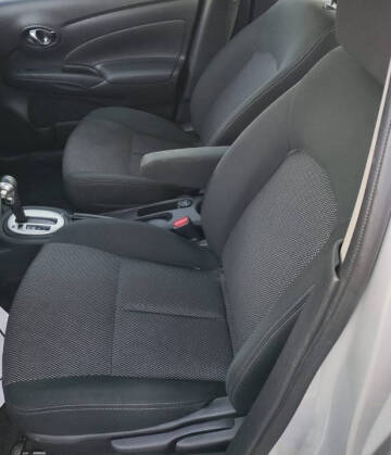 2019 Nissan Versa SV