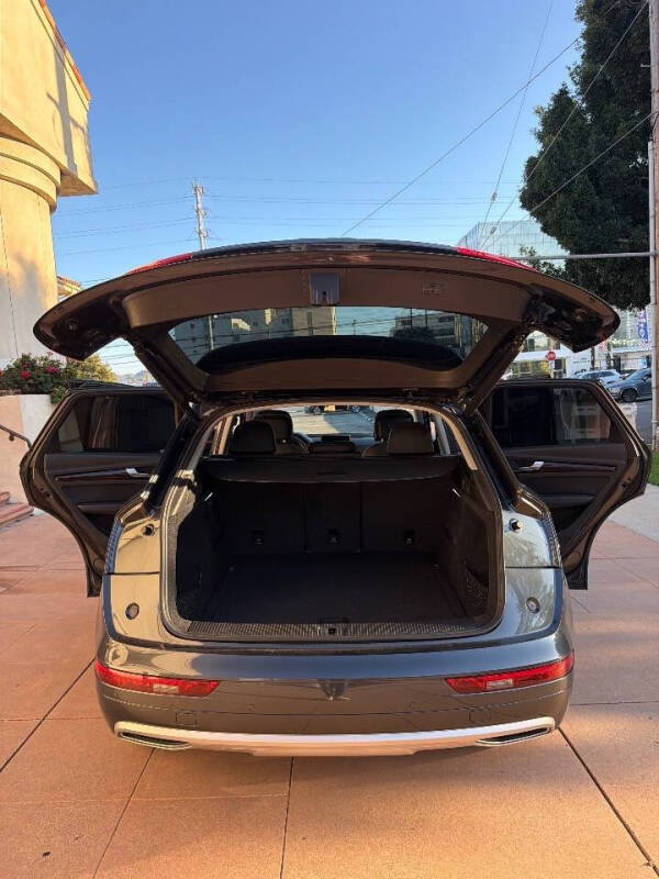 2018 Audi Q5 2.0T quattro Premium Plus